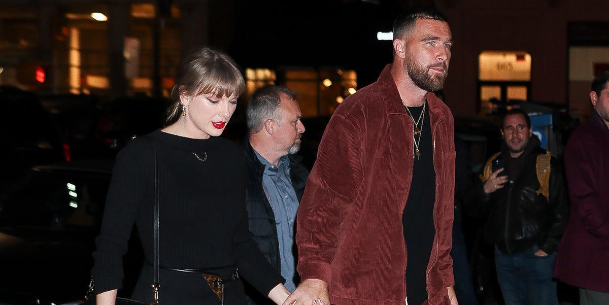 🎄 What Really Happened During Taylor Swift and Travis Kelce’s First Christmas as an Engaged Couple 👀