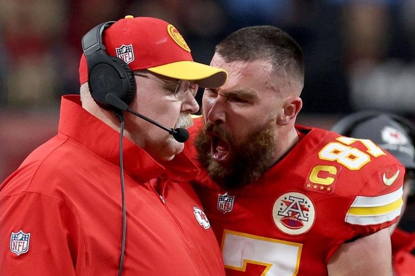 WATCH: Travis kelce Shouted at Coach Andy Ried in annoyance, Pushed him -