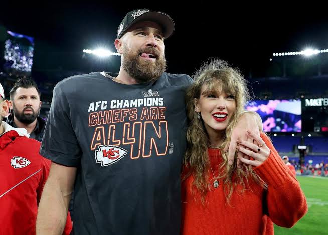 Breaking : Taylor Swift relocates to Travis Kelce’s home to stay close and cheer him on as the Chiefs head into the playoffs...