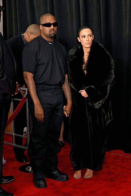 Bianca Censori shocked the world on Sunday night when she accompanied her husband, Kanye West, to the Grammy Awards...